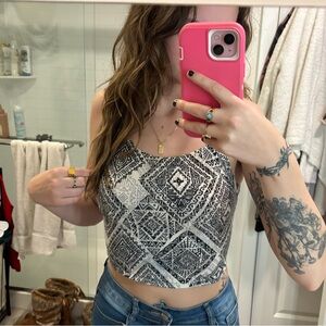 Super Cute Aeropostale black & white tank top